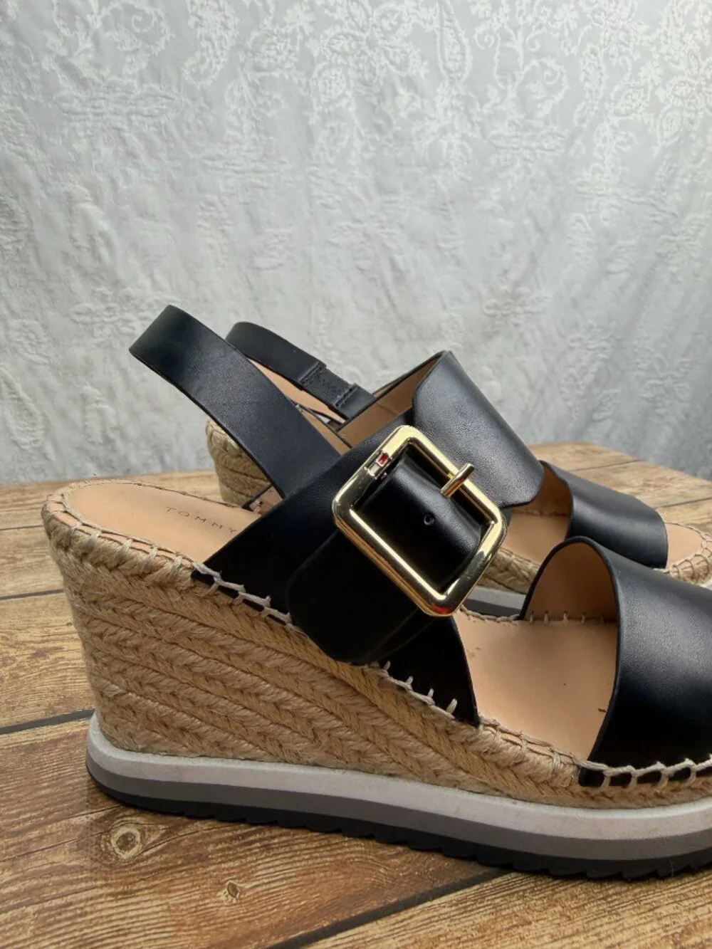 Tommy Hilfiger Women’s Size 6 Black Espadrille Wedge Sandals Bow Ankle Strap